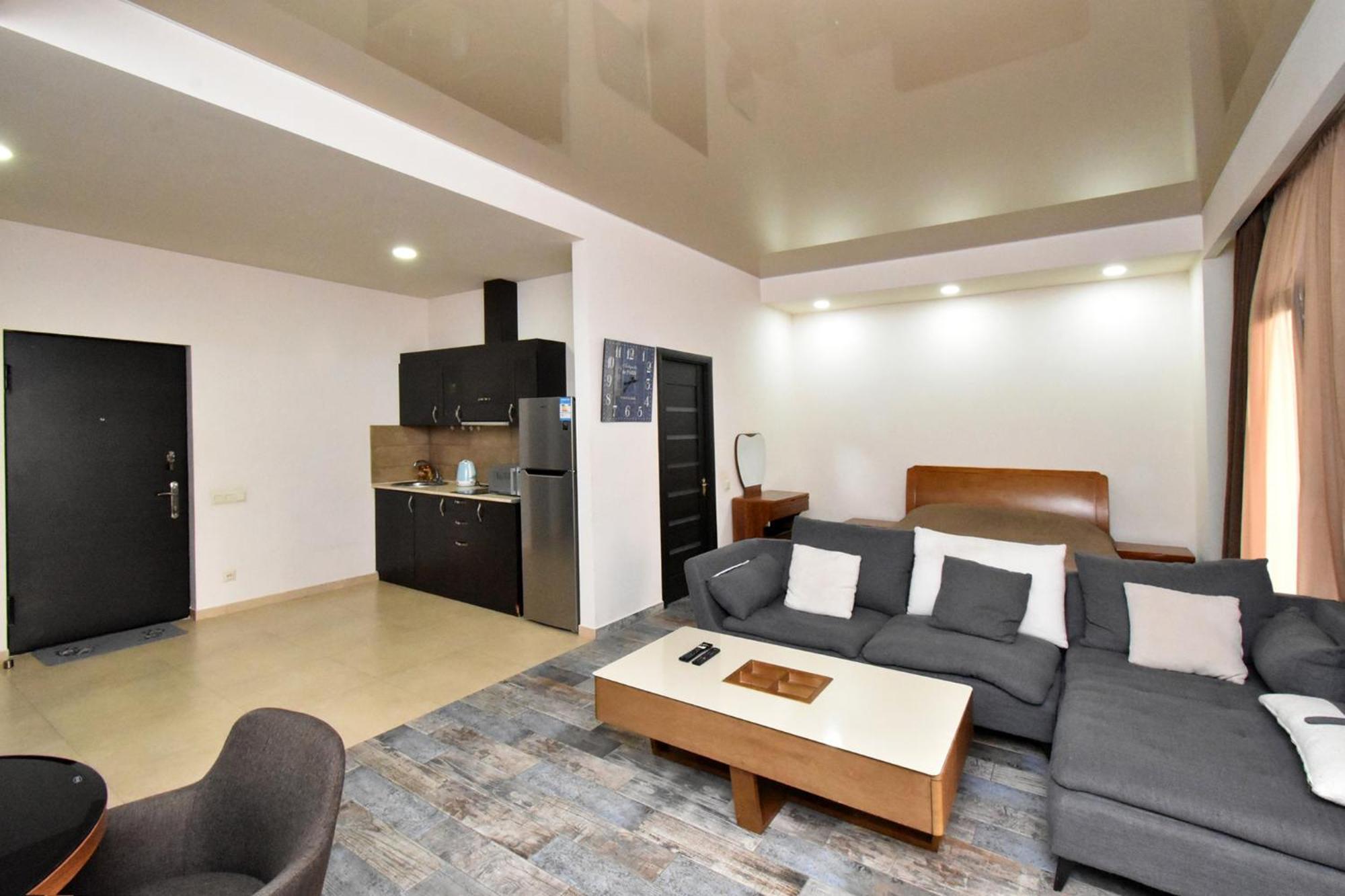 Yars Apartments Ереван Экстерьер фото